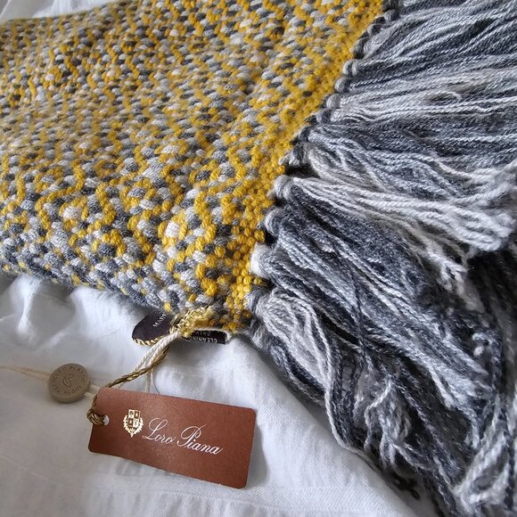 Loro Piana Baby Cashmere Scarf - 190 x 46 cm - Multicolour - NWT - Picture 4 of 7